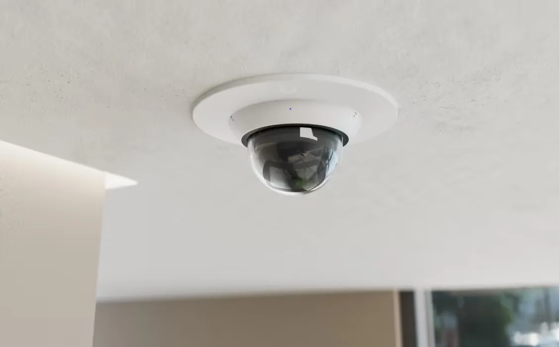 UBIQUITI UACC-DOME-FM-W AI DOME CAMERA FLUSH MOUNT WHITE