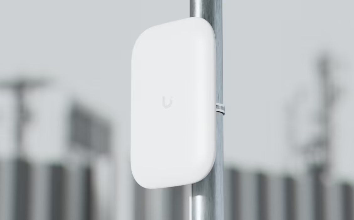UBIQUITI UACC-UK-ULTRA-PANEL-ANTENNA 90 DEGREE ANTENNA ACCESSORY FOR SWISS ARMY KNIFE ULTRA