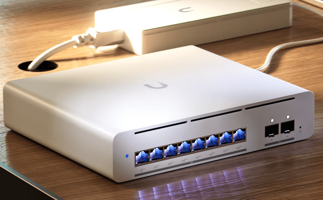 Ubiquiti USW-Pro-XG-8-PoE | Switch | Etherlighting, 8x RJ45 10GbE PoE, 2x SFP+, 155W, Layer 3 miniatura 2