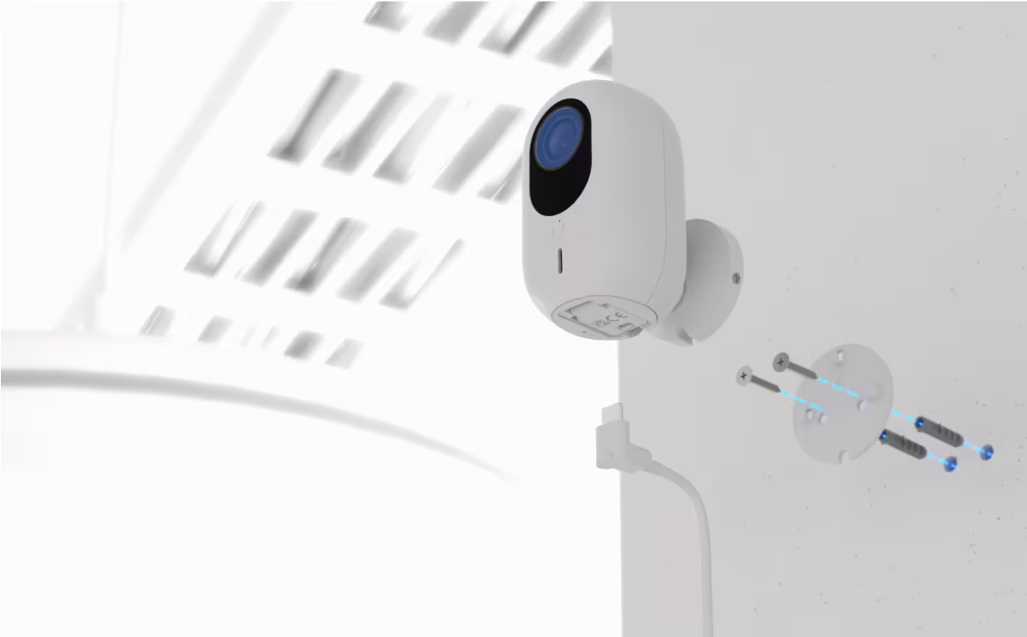 UBIQUITI UVC-G4-INS-EU PLUG-AND-PLAY WIRELESS CAMERA WITH 4MP RESOLUTION AND WIDE-ANGLE LENS