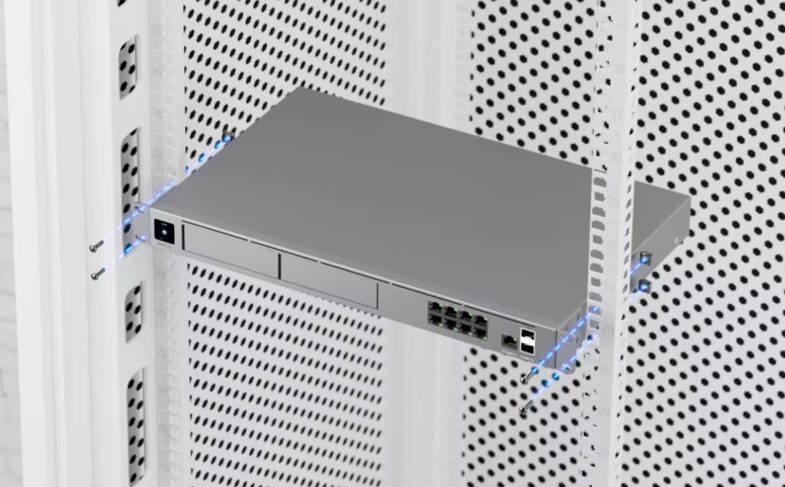 Ubiquiti UDM-Pro-Max | Konsola | UniFi Dream Machine, 8x RJ45 1000Mb/s, 1x SFP+, 1x RJ45 2.5Gb/s WAN, 1x SFP+ WAN miniatura 2