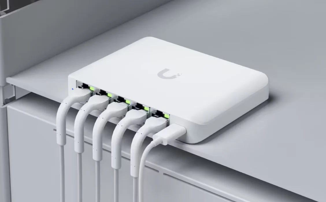 Ubiquiti USW-Flex-2.5G-5 EU | Switch | 5x 2.5 GbE RJ45 miniatura 2