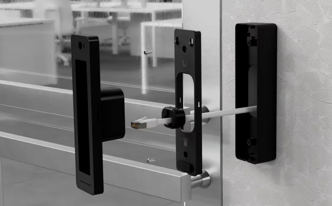 UBIQUITI UACC-READER-PRO-AM-B READER PRO ANGLE MOUNT BLACK